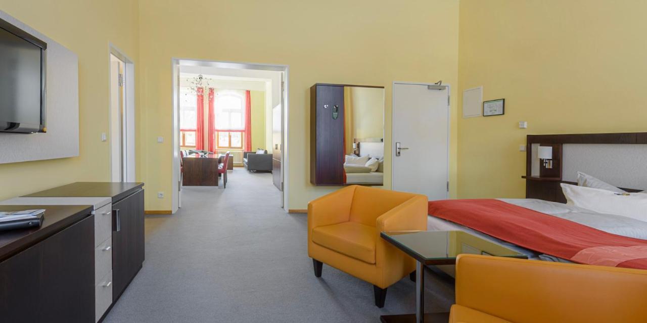 Hotel Am Tiefwarensee Εξωτερικό φωτογραφία